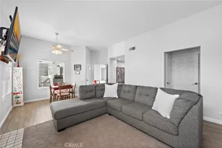 Photo #6: OC25090448 Listing 