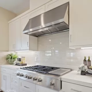 Photo #3: OC25090493 Listing