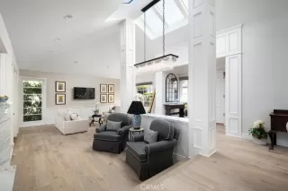 Photo #2: OC25091339 Listing 