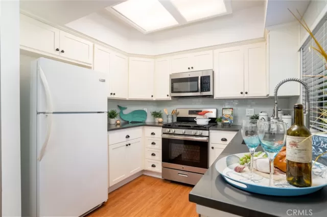 MLS: OC25091362 Condo For Sale