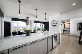 Photo #5: OC25092075 Listing