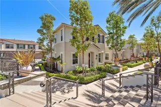 Photo #3: OC25092169 Listing 