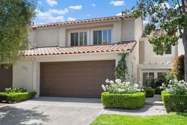 MLS: OC25092598 Condo For Sale