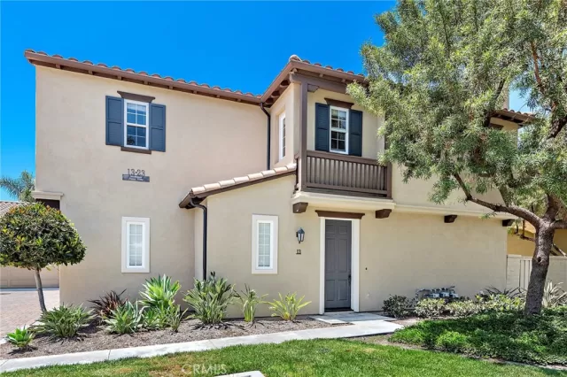 MLS: OC25092897 Condo For Sale