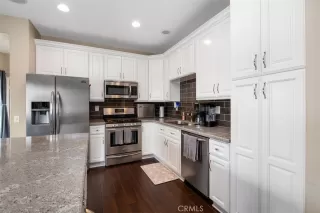 Photo #4: OC25093620 Listing