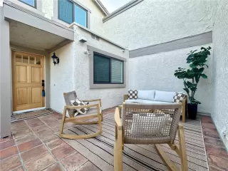 Photo #4: OC25093770 Listing 