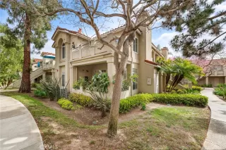 Photo #4: OC25093934 Listing