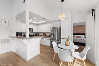 Photo #6: OC25093934 Listing