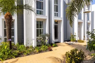 Photo #1: OC25094017 Listing 