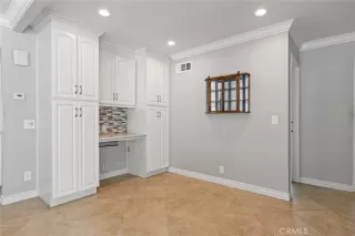 Photo #6: OC25094297 Listing 