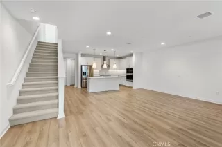 Photo #1: OC25094383 Listing 