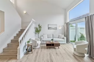 Photo #6: OC25094436 Listing 