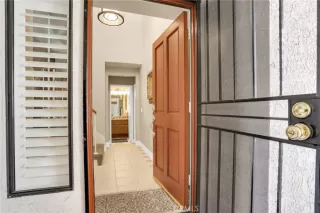 Photo #1: OC25094715 Listing