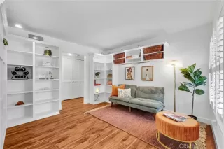 Photo #5: OC25094759 Listing