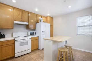 Photo #6: OC25095008 Listing 