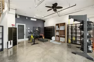 Photo #6: OC25095378 Listing 