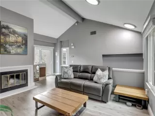 Photo #5: OC25095414 Listing 