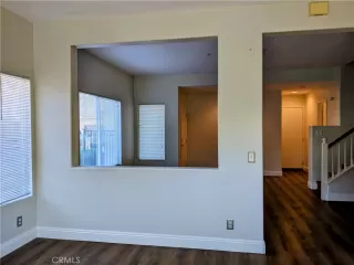 Photo #4: OC25095543 Listing 