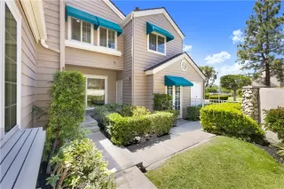 Photo #4: OC25095670 Listing 