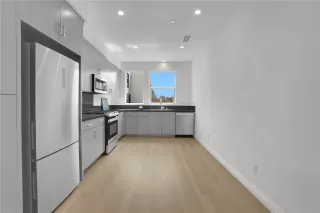 Photo #3: OC25096022 Listing