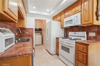 Photo #5: OC25096207 Listing 