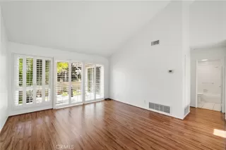 Photo #4: OC25096230 Listing 