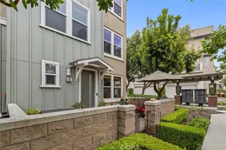 Photo #1: OC25096555 Listing