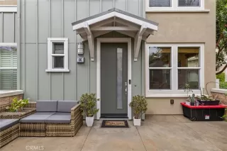 Photo #3: OC25096555 Listing