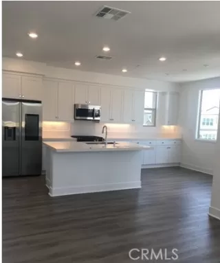 Photo #1: OC25096763 Listing