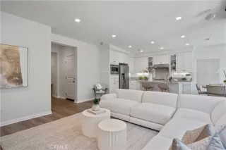 Photo #5: OC25096828 Listing 