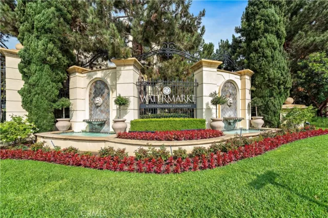 MLS: OC25096914 Condo For Sale