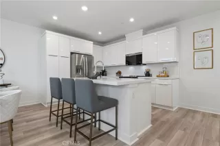 Photo #2: OC25097076 Listing 