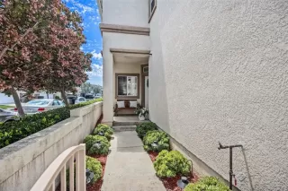 Photo #2: OC25097153 Listing 