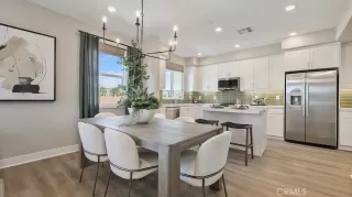 Photo #3: OC25097572 Listing 