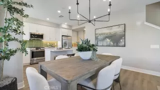 Photo #4: OC25097572 Listing 