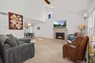 Photo #5: OC25097958 Listing