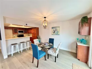 Photo #2: OC25098405 Listing 