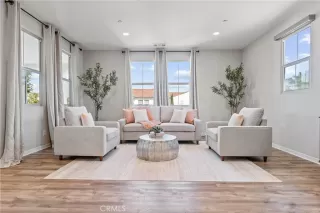 Photo #5: OC25098534 Listing