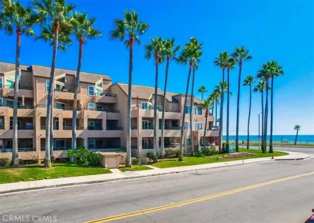 MLS: OC25098622 Condo For Sale