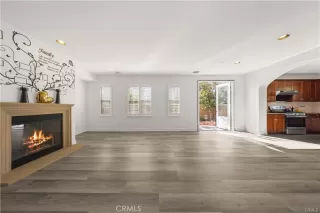 Photo #2: OC25098672 Listing 