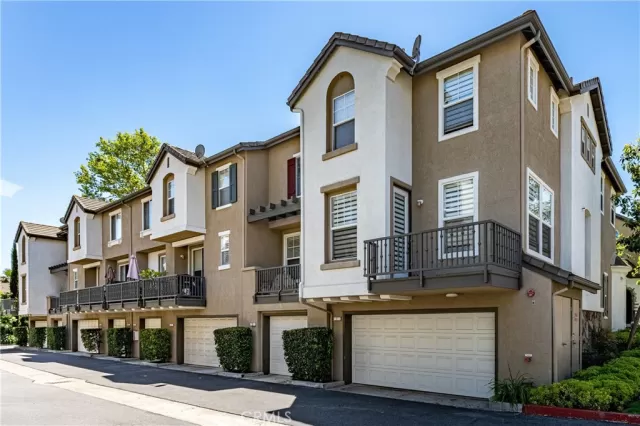 MLS: OC25098708 Condo For Sale