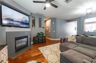 Photo #6: OC25098708 Listing 