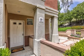 Photo #2: OC25099057 Listing 