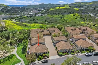 Photo #5: OC25099133 Listing 