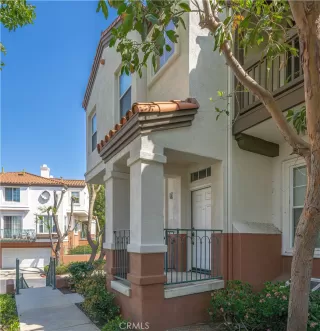 Photo #5: OC25099565 Listing 