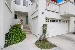 Photo #4: OC25099903 Listing 