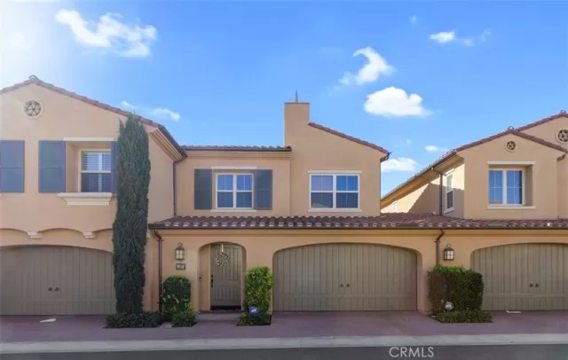 MLS: OC25100167 Condo For Sale