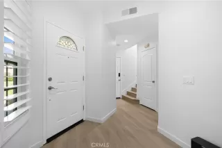 Photo #4: OC25100306 Listing 