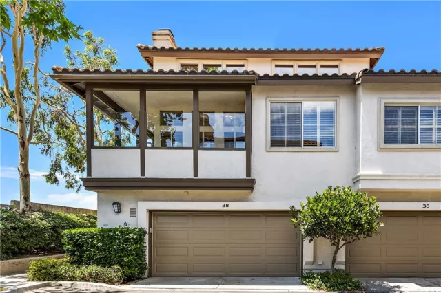 MLS: OC25100497 Condo For Sale