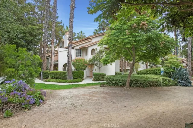 MLS: OC25101034 Condo For Sale